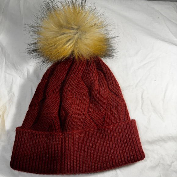 New Era Women's Floridat State University Red Beanie Stocking Cap Pom Hat - Picture 5 of 11